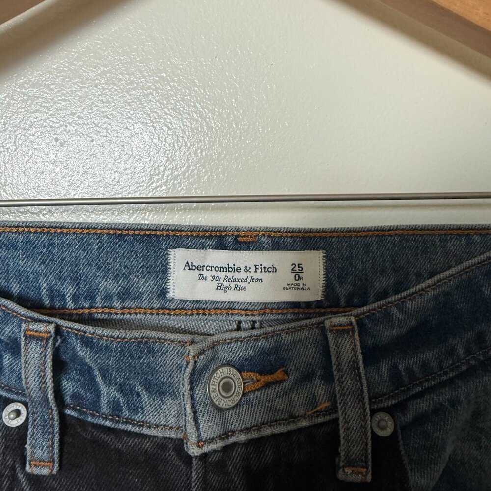 Abercrombie & Fitch The 90s Relaxed High Rise Two Tone Black Blue Flared Jeans​​ - Picture 5 of 7